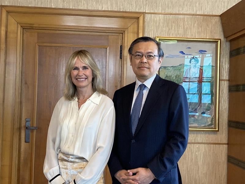 リンボー・オスロ市長、杉山大使
