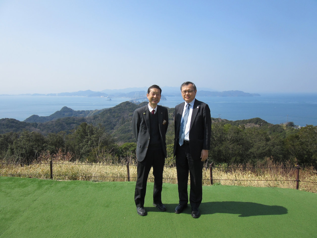 守本市長と杉山大使