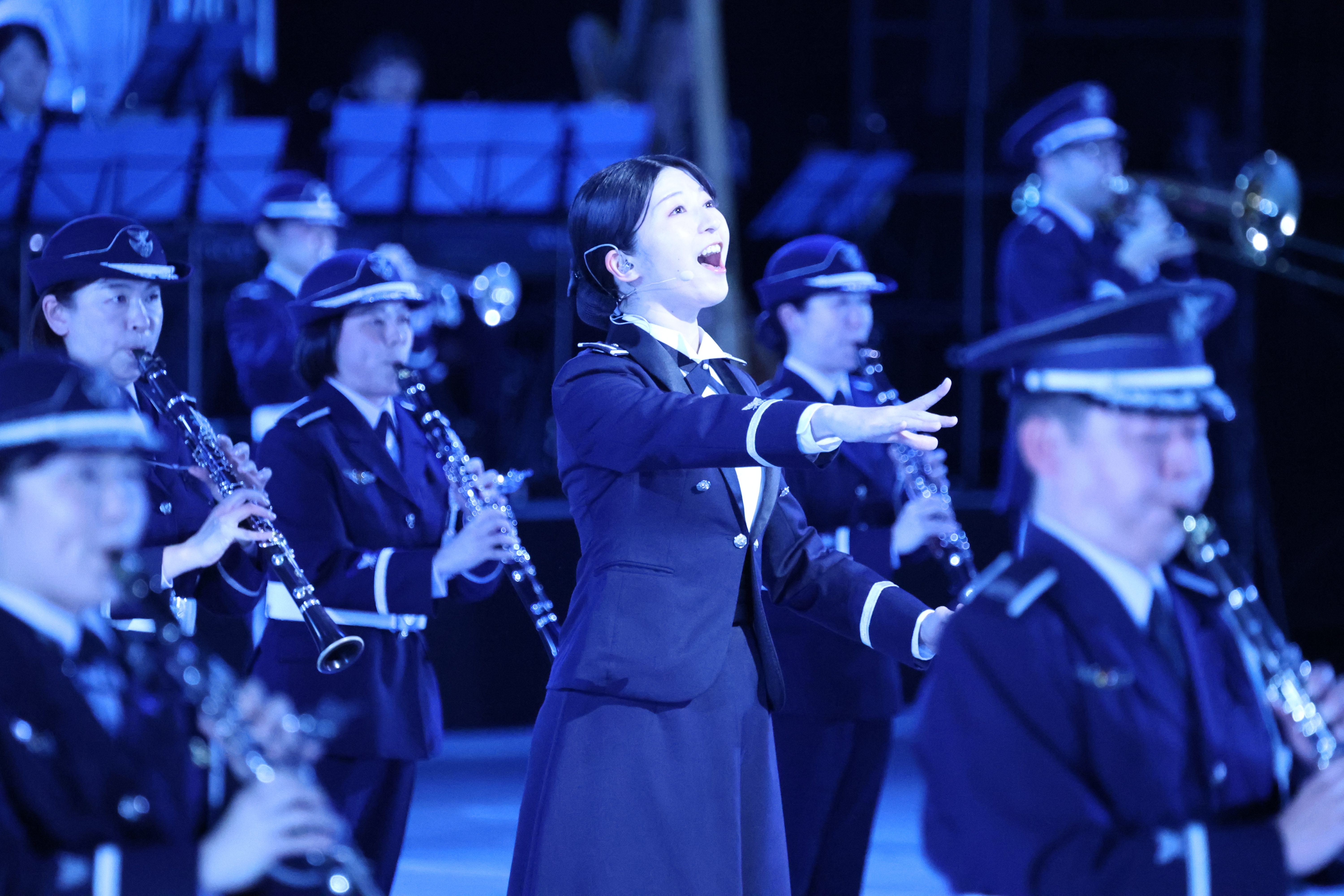 JASDF Central Band vokalist